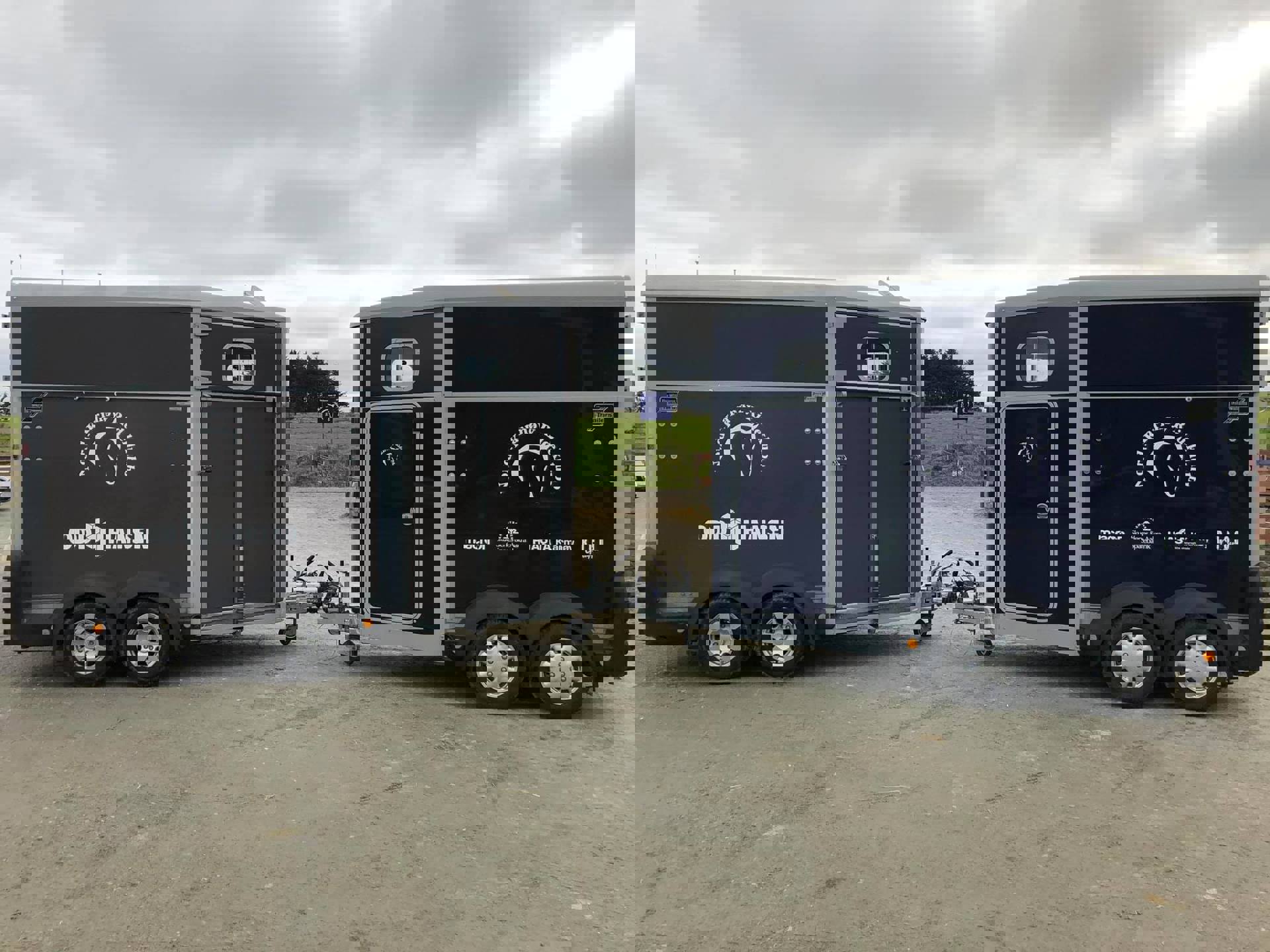 Klubb hengerne våre